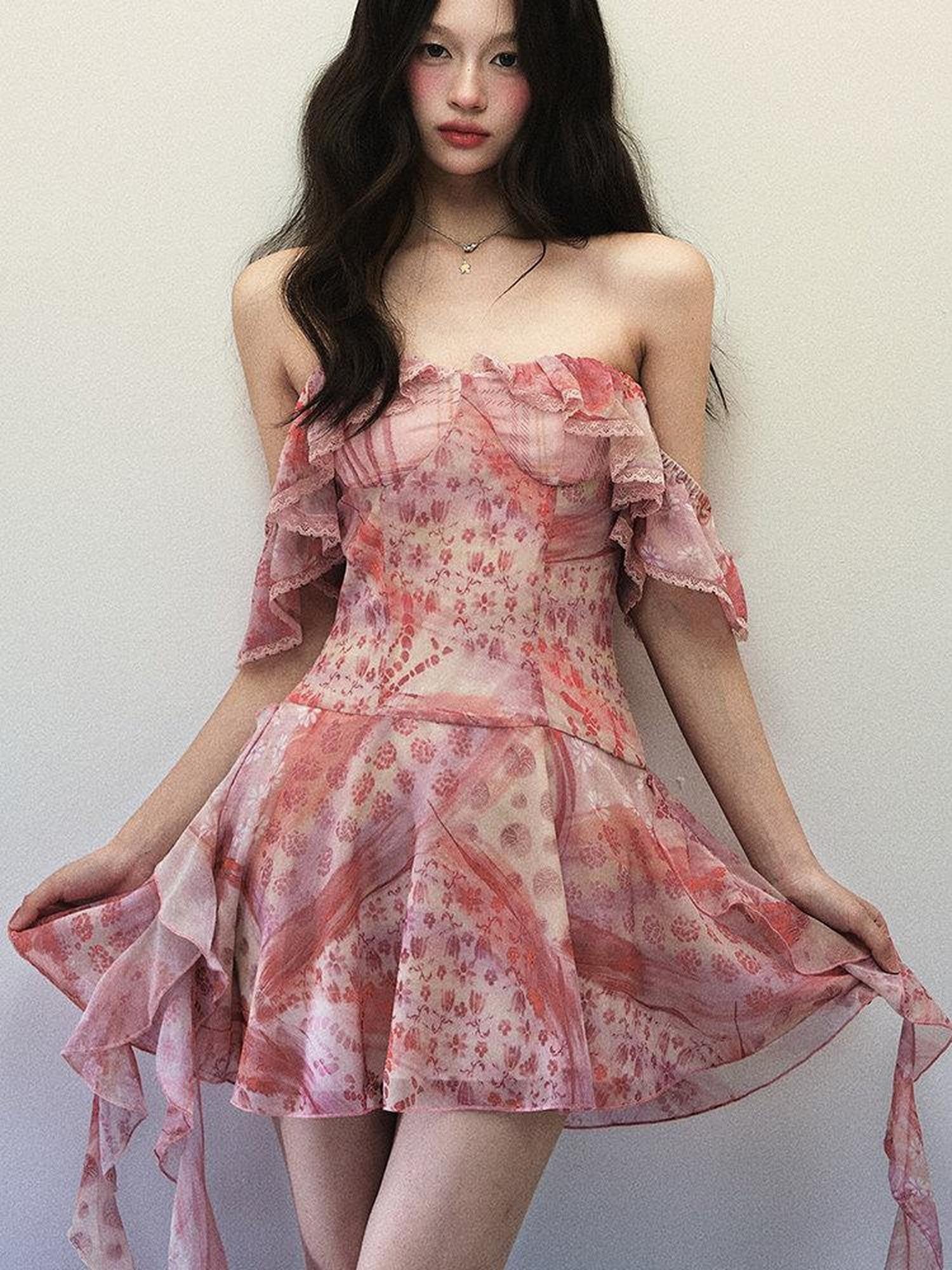 1P STUDIO Pink Check Floral Patchwork Square Neck Ruffle Waist Women&