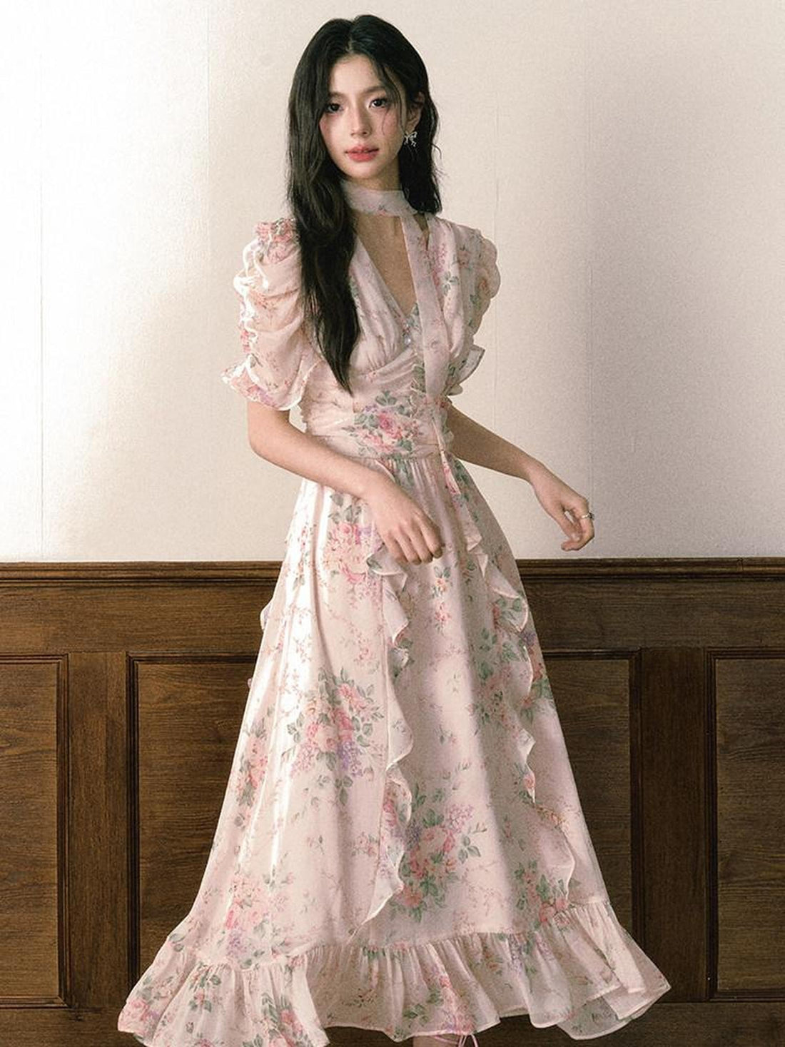 1P STUDIO Pink V-neck Ruffle Sash Halter Waist Women&