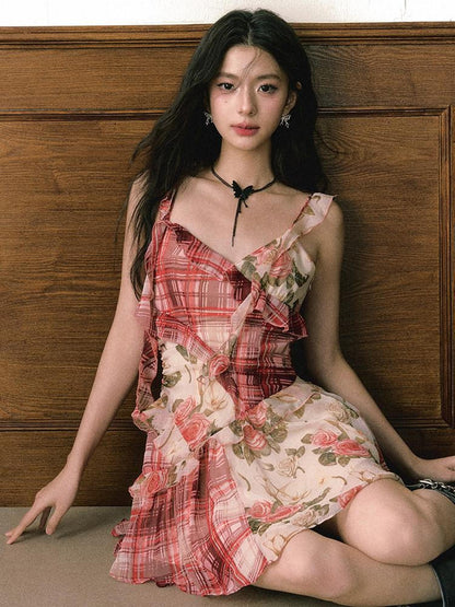1P STUDIO Red Plaid Patchwork Rose Floral Ruffle Tie V-neck Women&