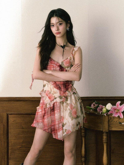 1P STUDIO Red Plaid Patchwork Rose Floral Ruffle Tie V-neck Women&