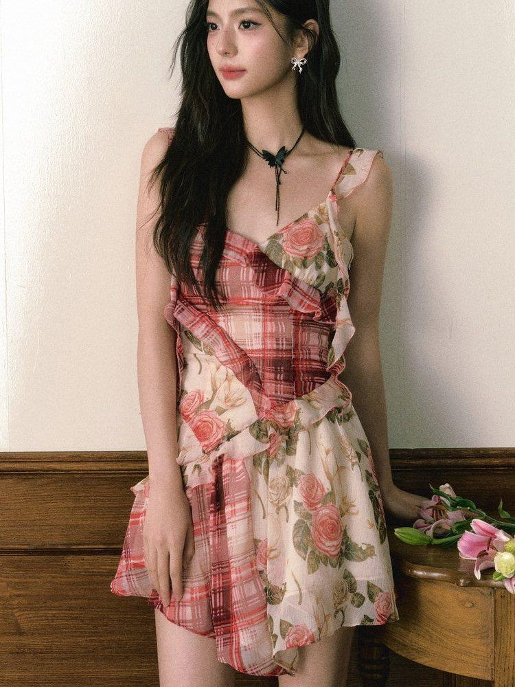 1P STUDIO Red Plaid Patchwork Rose Floral Ruffle Tie V-neck Women&