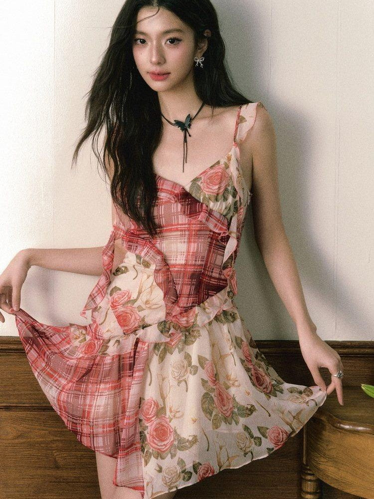 1P STUDIO Red Plaid Patchwork Rose Floral Ruffle Tie V-neck Women&