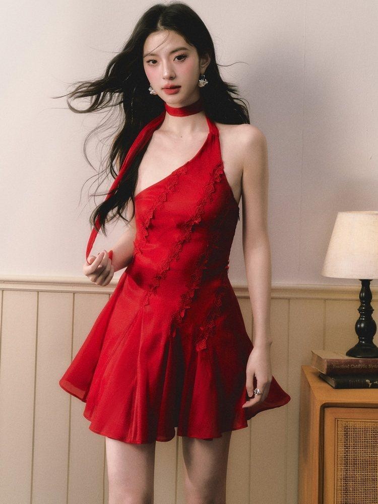 1P STUDIO Red Rose Asymmetrical One Shoulder Waist Cinched Women&