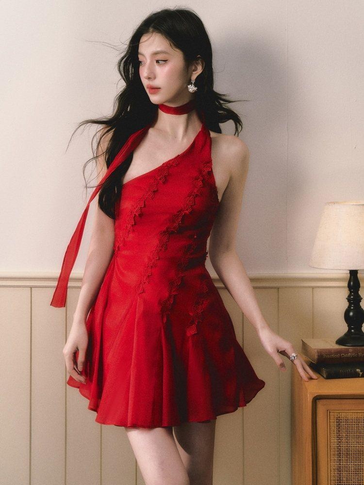 1P STUDIO Red Rose Asymmetrical One Shoulder Waist Cinched Women&