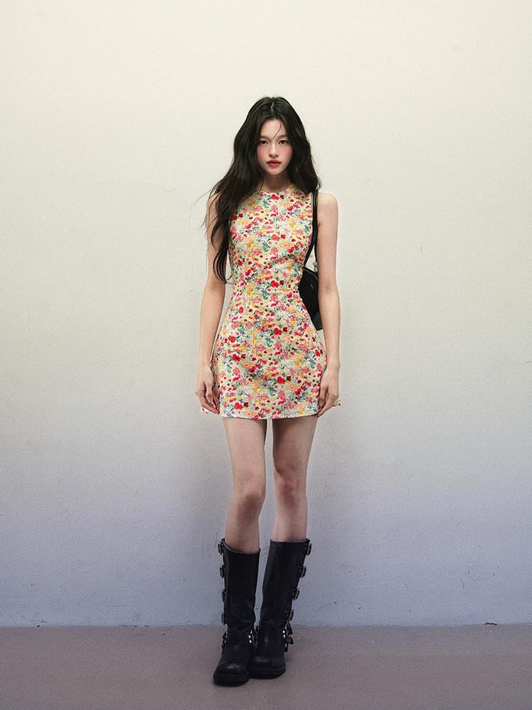 1P STUDIO Small Floral Colorblock Slim Fit Women&