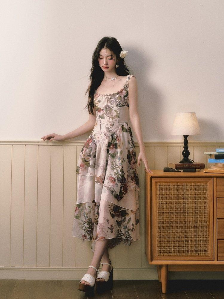 1P STUDIO Square Neck Floral Spliced Asymmetric Cinched Waist Women&