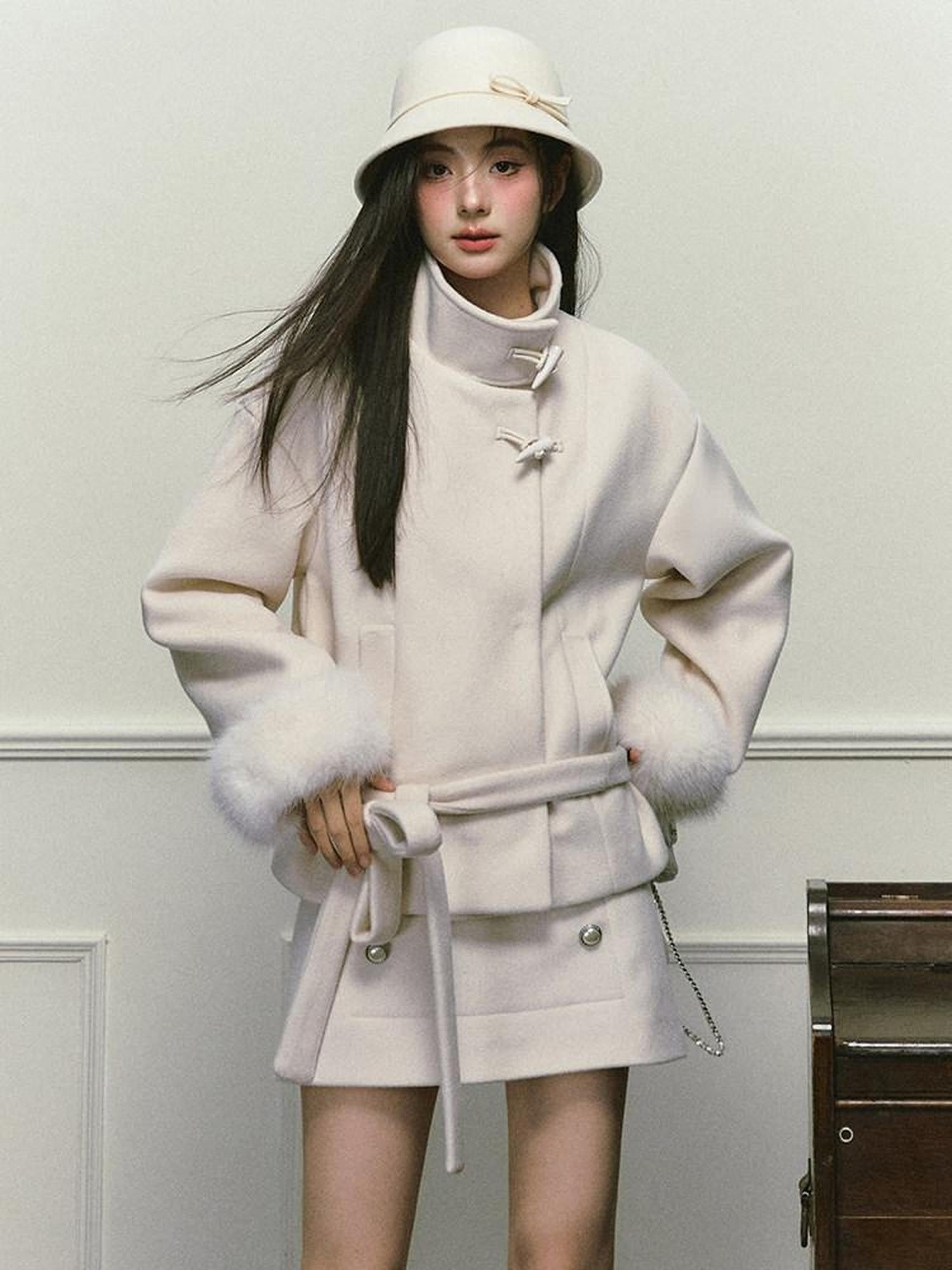 Stand Collar Fuzzy Sleeve Women&