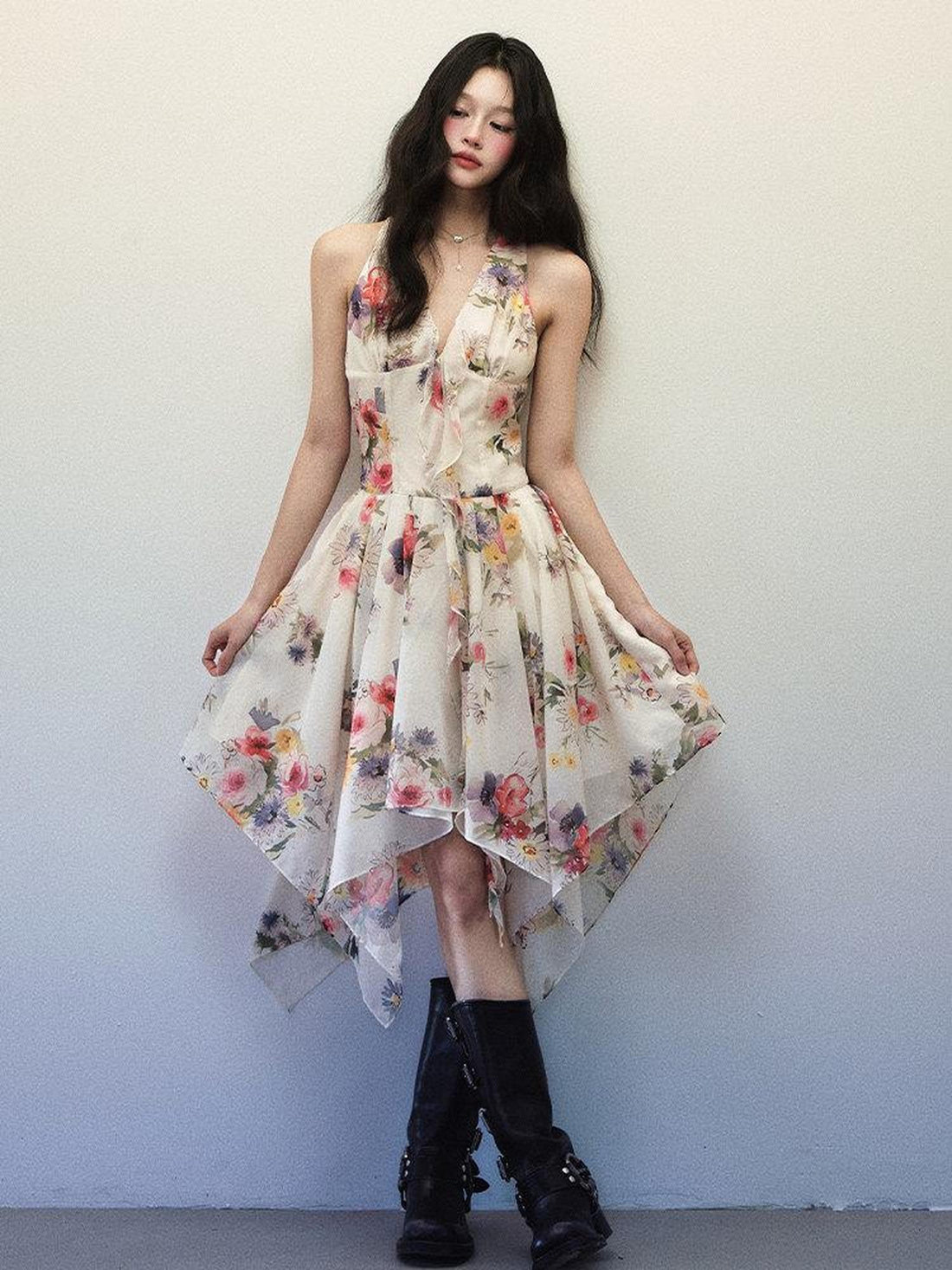 1P STUDIO Watercolor Floral Print Asymmetric V-neck Women&
