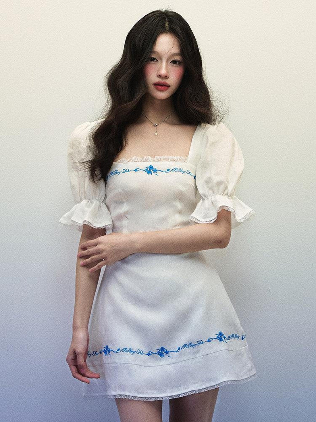 1P STUDIO White Blue Embroidered Square Neck Bell Sleeve Women&
