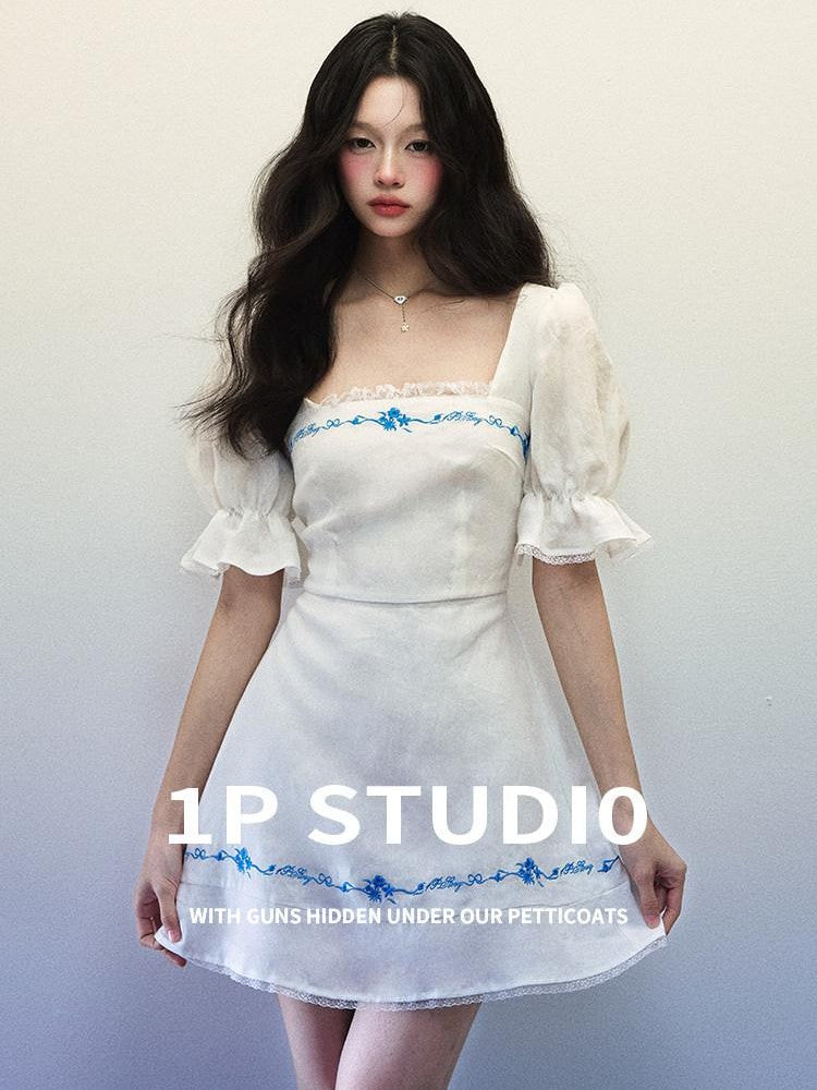 1P STUDIO White Blue Embroidered Square Neck Bell Sleeve Women&