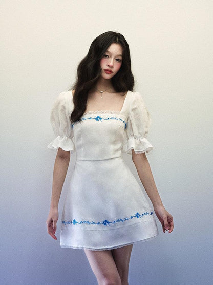 1P STUDIO White Blue Embroidered Square Neck Bell Sleeve Women&