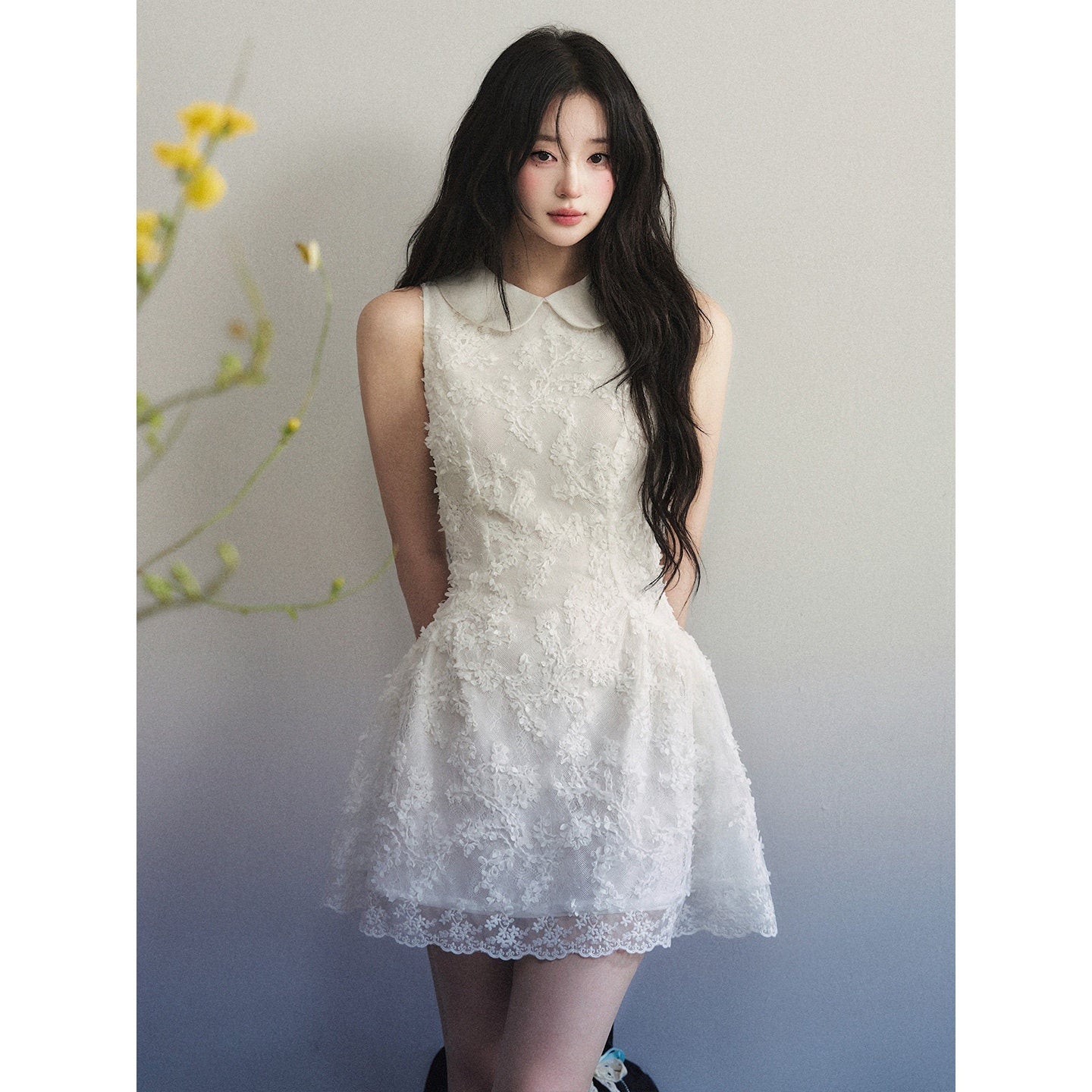 1P_STUDIO_White_Floral_Embroidered_Doll_Collar_Waist_Lace_Women&
