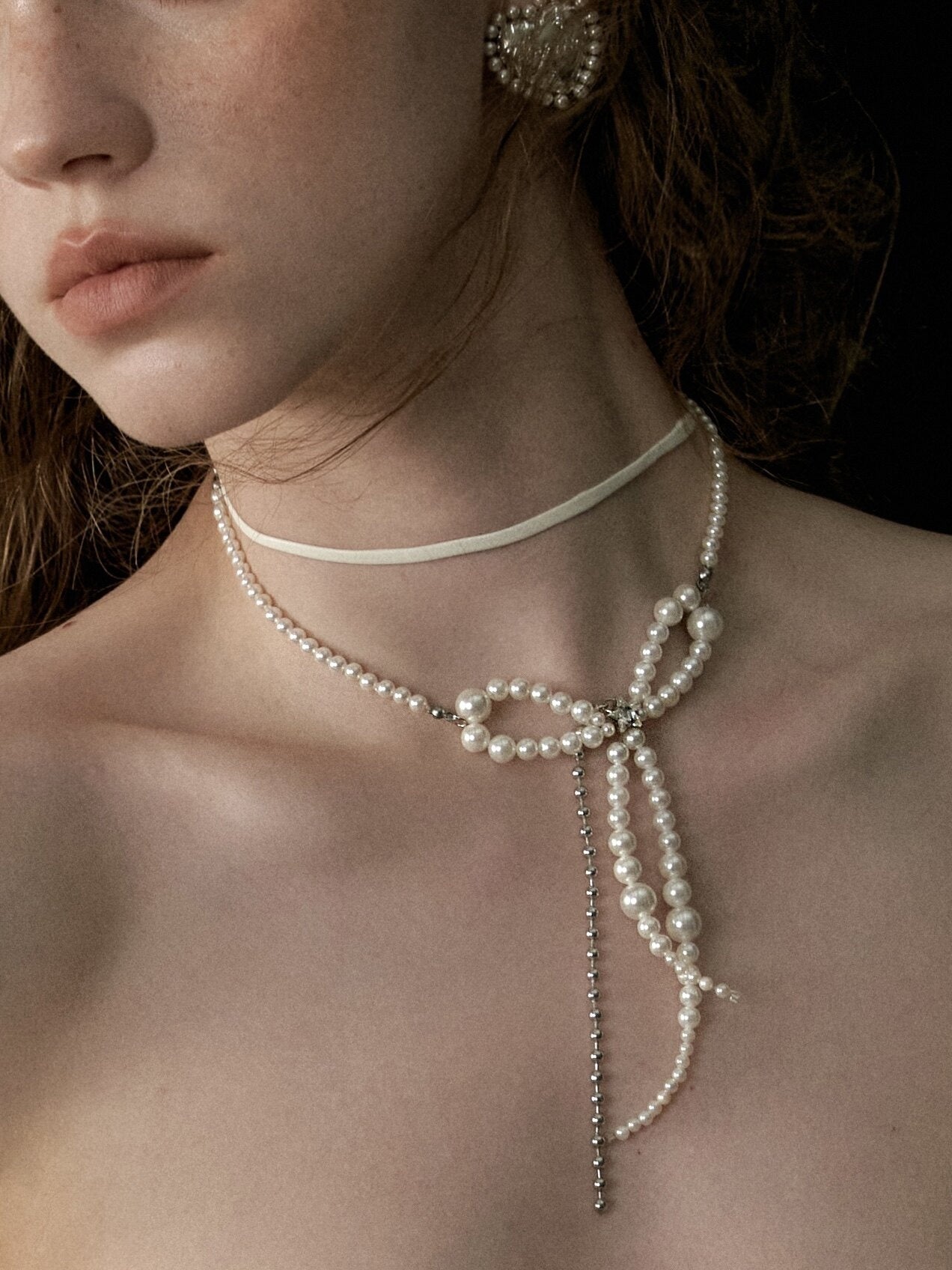 1P_STUDIO_White_Pearl_Beaded_Bow_Chain_Leather_Cord_Women&