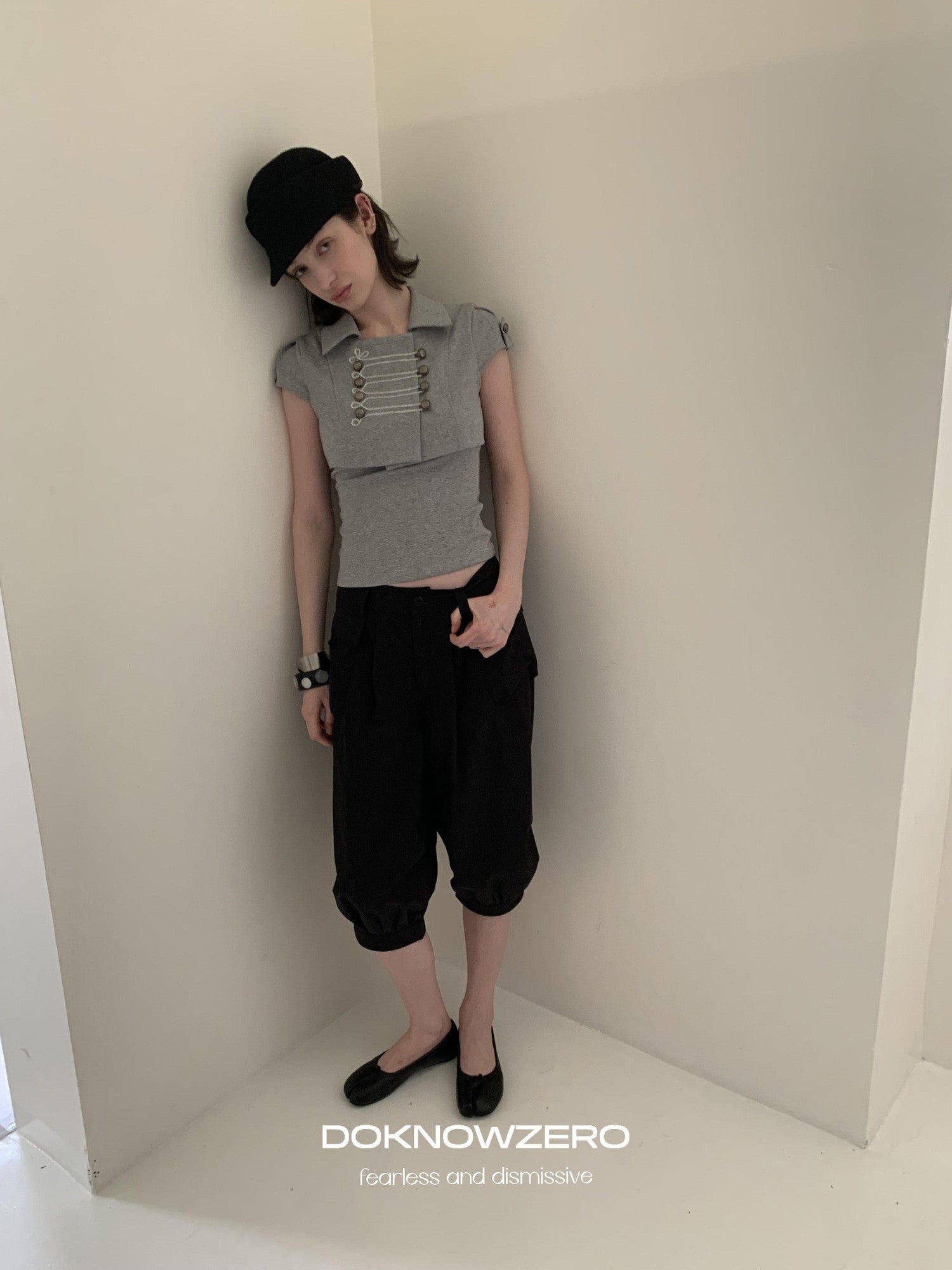 DKZ OFFICIAL Grey Double Breasted Cropped Collared Women&