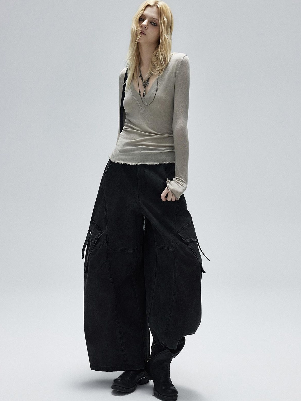Low pixel Lyocell Wool Blend Printed Slim V-neck Pullover Women Long Sleeve Crop Tops