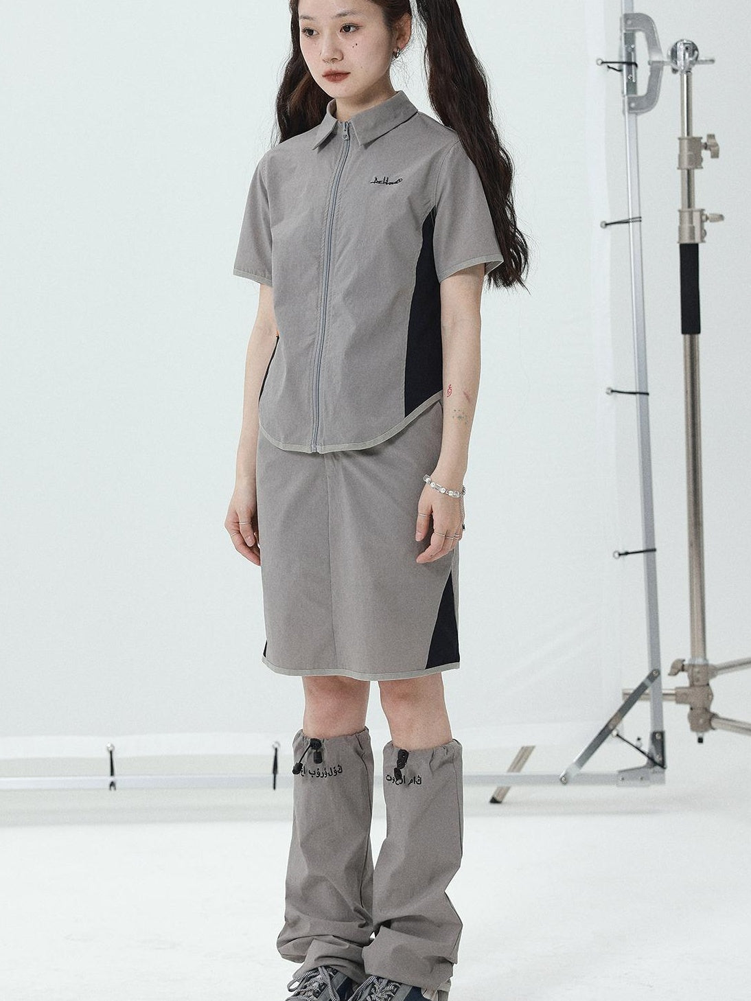 Achihara 2025 Summer Black Spliced Shirt Skirt Set For Women