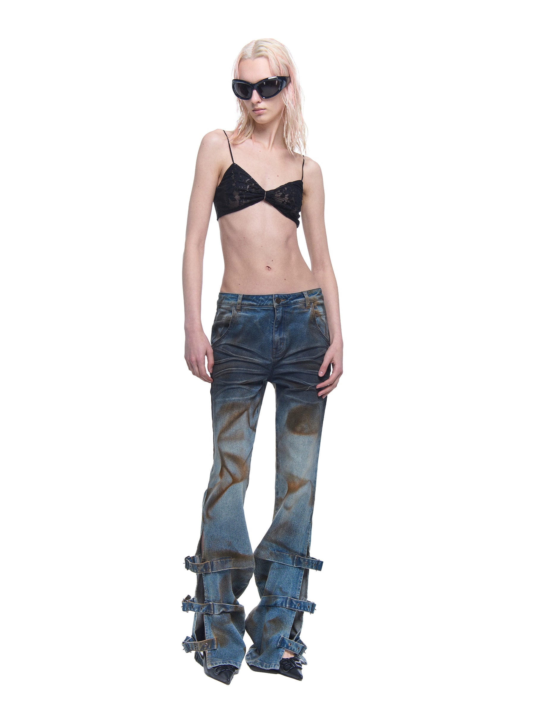 24ans_Distressed_Wash_Flared_Denim_Pants_With_Adjustable_Slit_MISSTT