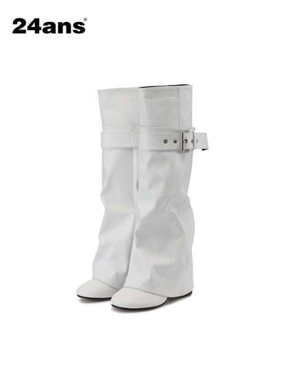 24ans Distressed White Detachable Boots