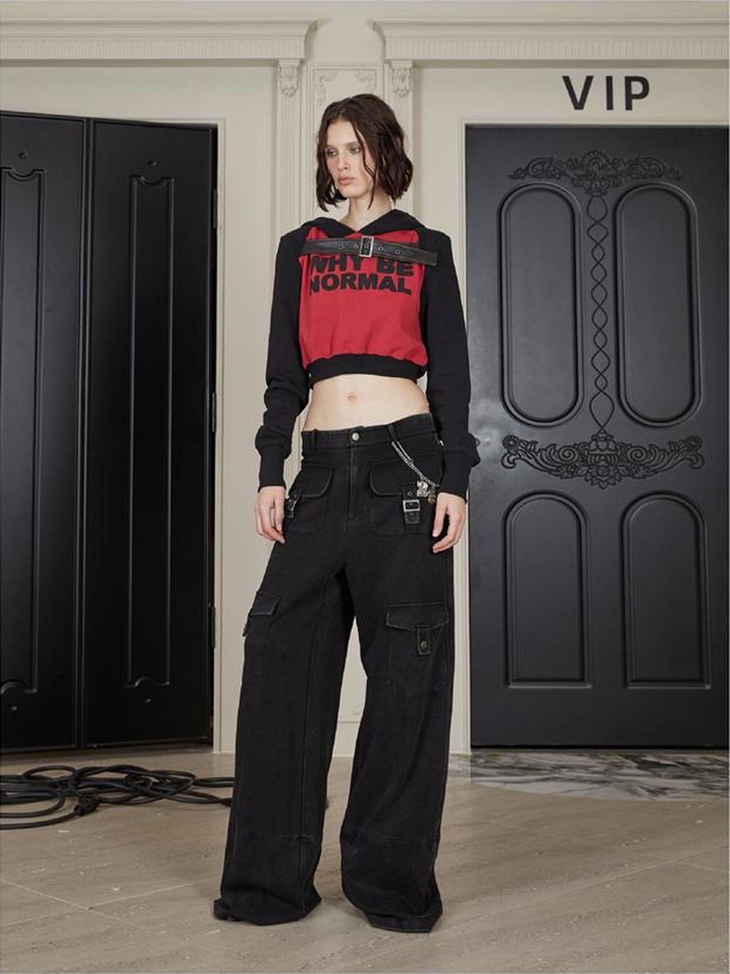 24ans High Waist Short Black Hooded Sweatshirt