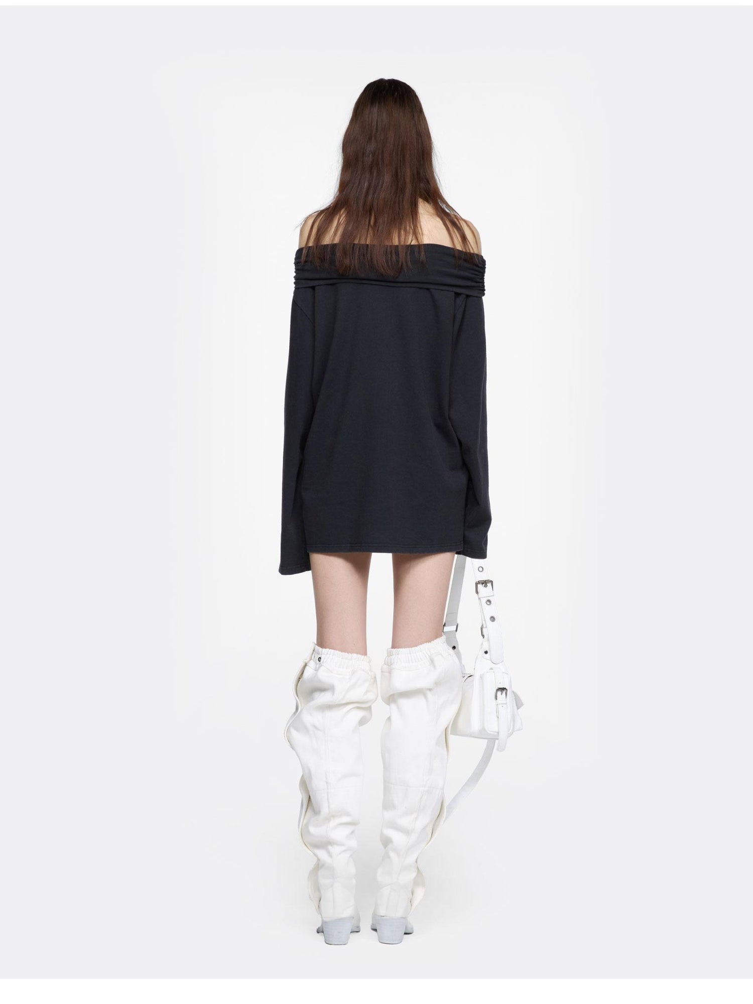 24ans Oversized Off Shoulder Graphic Cotton Tee