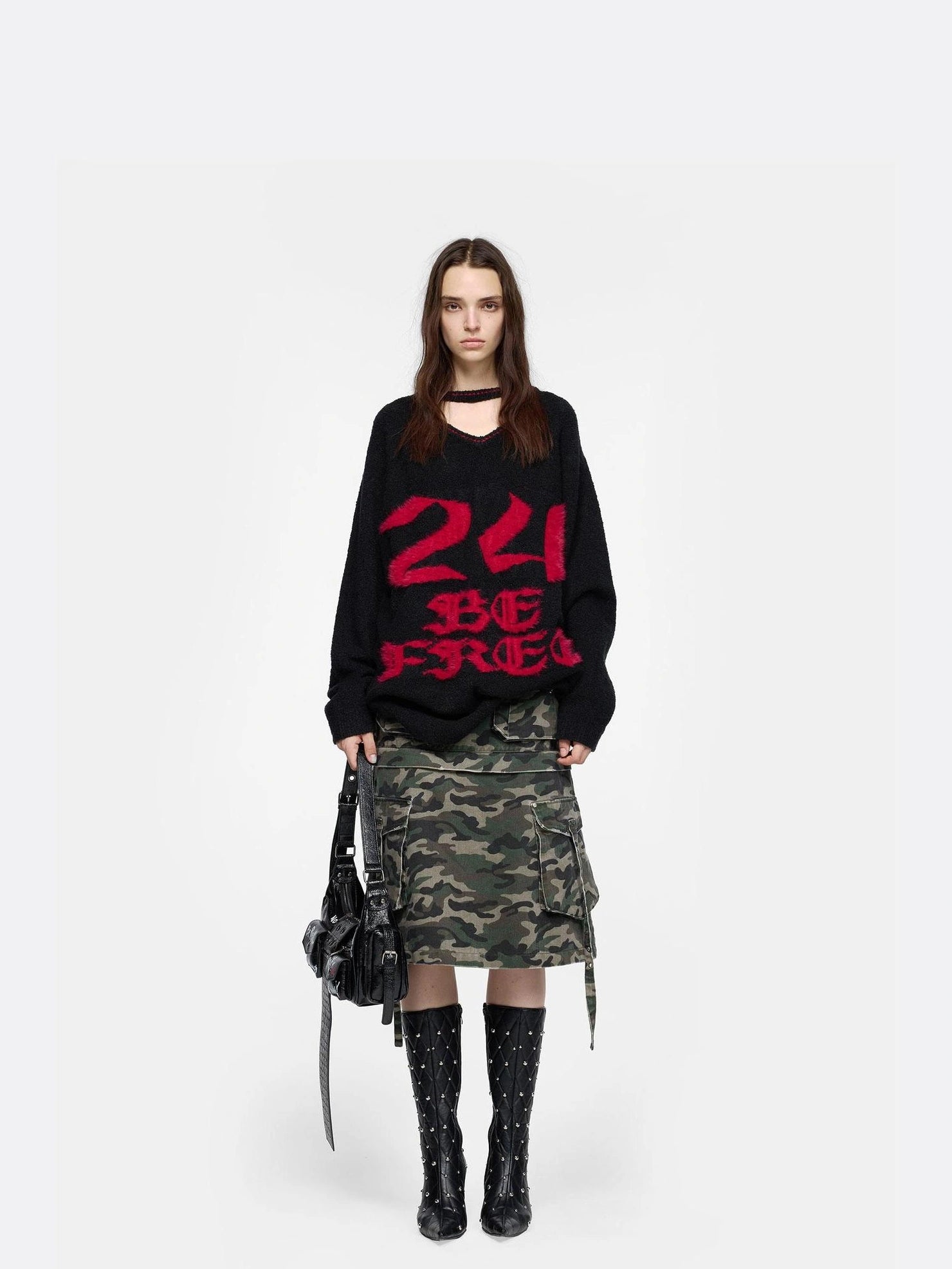 Slogan V-neck Knit Sweater Sweater