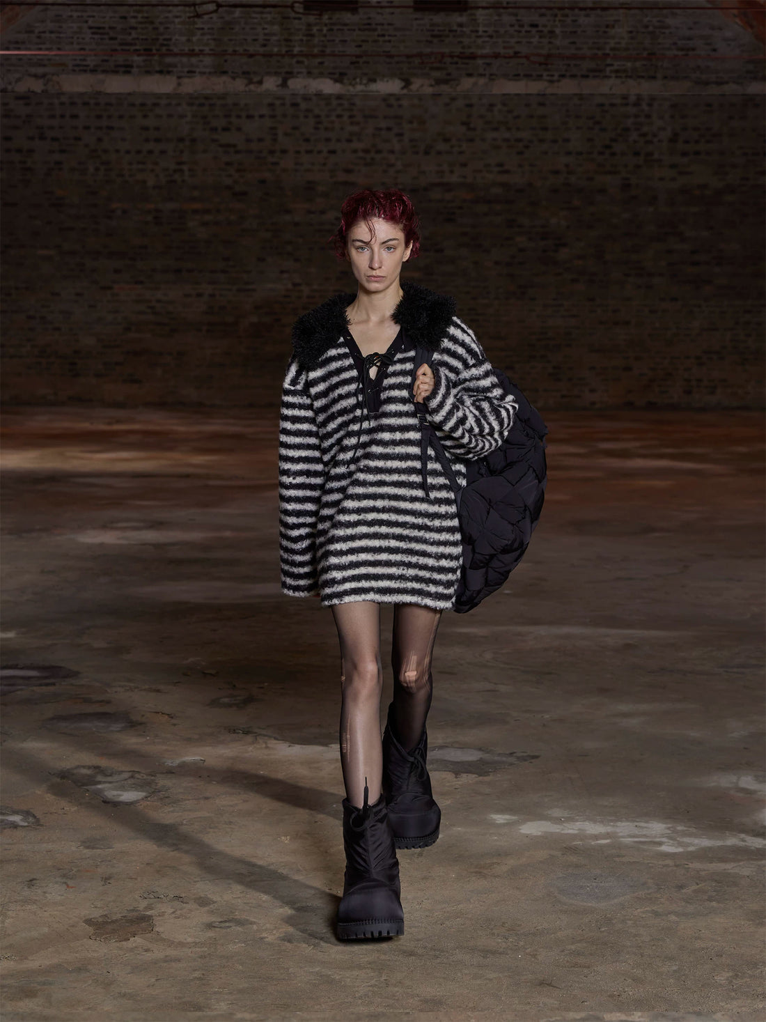 24ans Striped Detachable Shearling Collar Knit Sweater-1