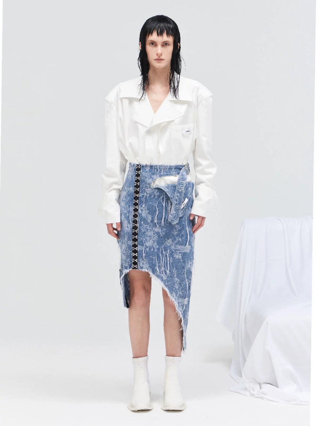24ans Textured Denim Midi Skirt-2