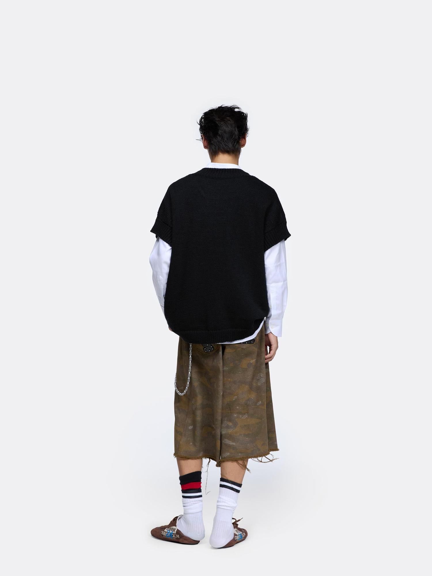 24ans V-Neck Sleeveless Knit Sweater Vest In Black White