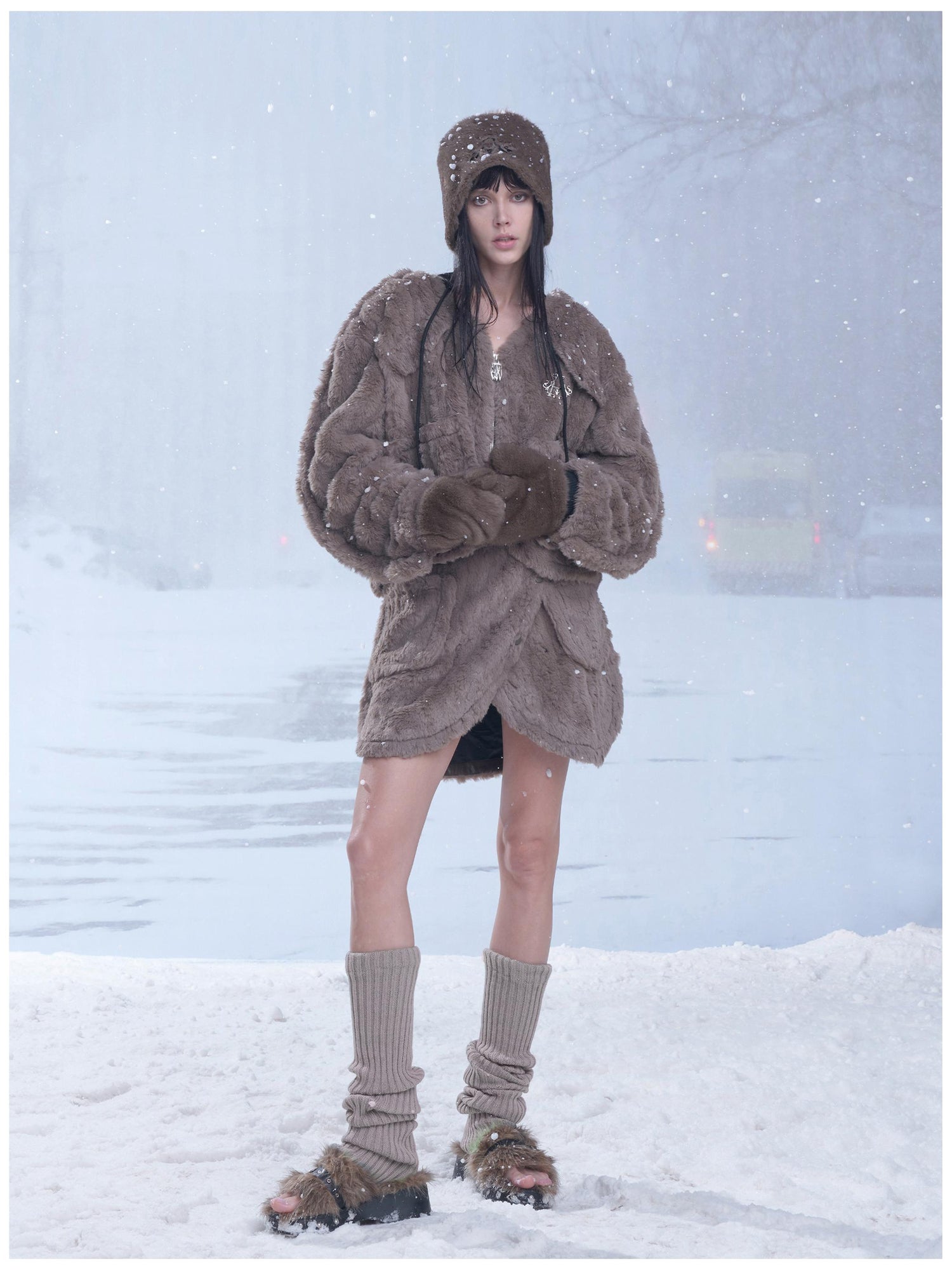 24ans Winter Women Trapper Hat With Gloves Set Brown