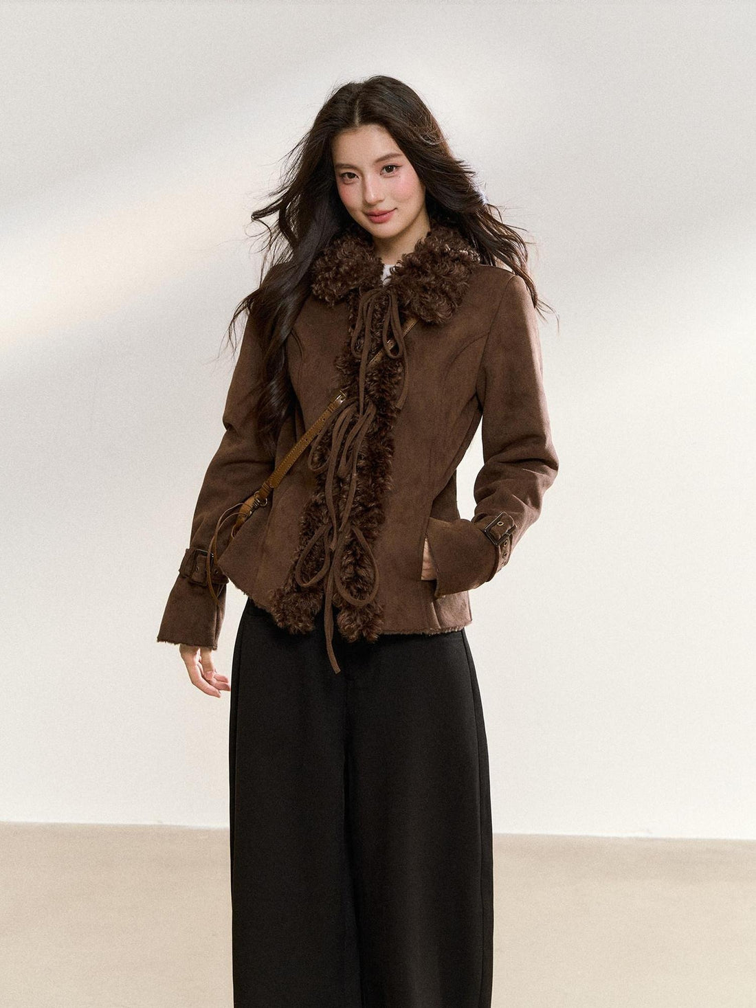 7Shiftin Sexy Slim Fit Faux Fur Collar Short Long Sleeve Women Cropped Jackets