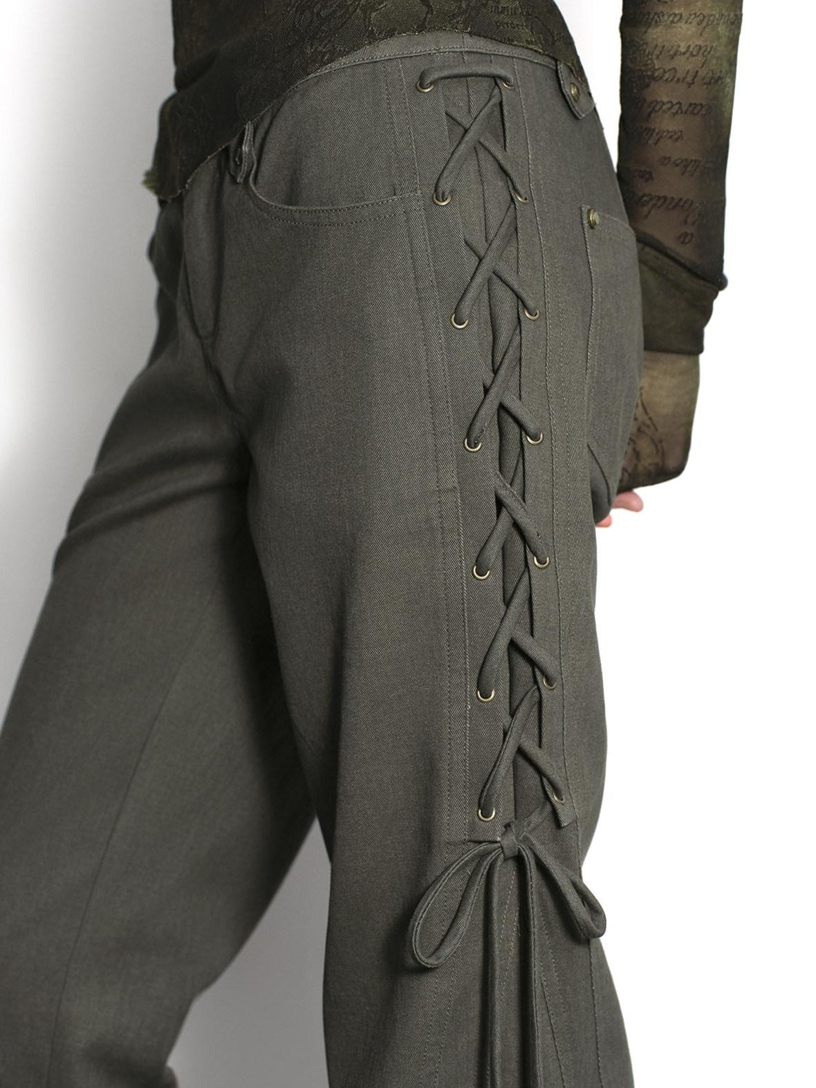 Low pixel Pure Cotton Low Waist Slim Fit Casual Women Olive Green Flared Pants