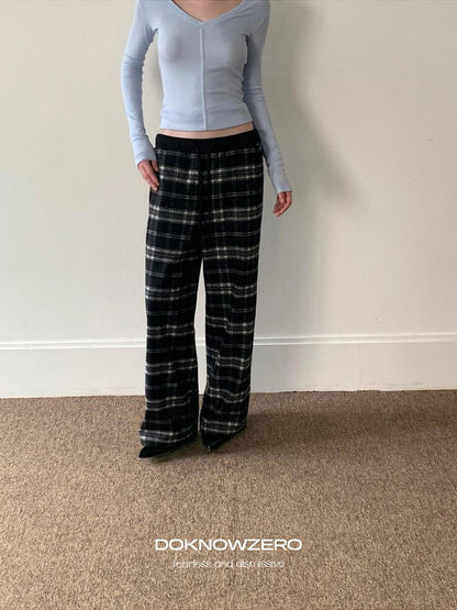 DKZ OFFICIAL Black Plaid Pockets Women&