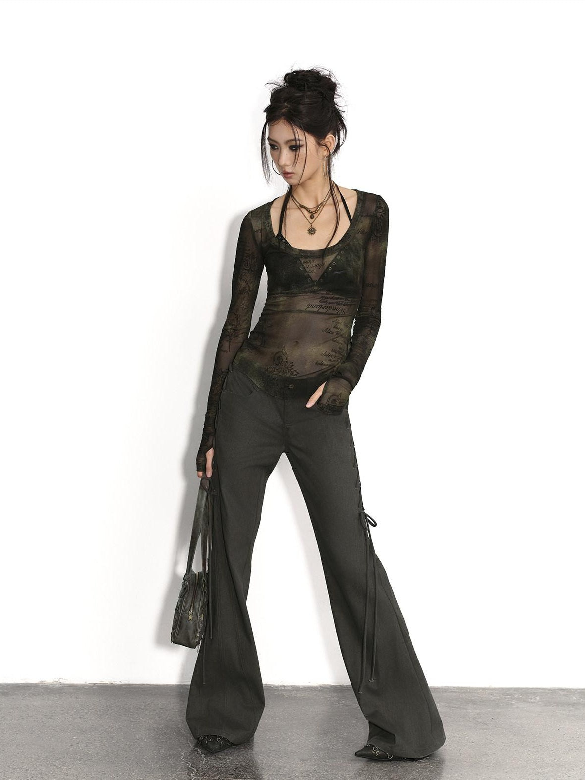 Low pixel Pure Cotton Low Waist Slim Fit Casual Women Olive Green Flared Pants