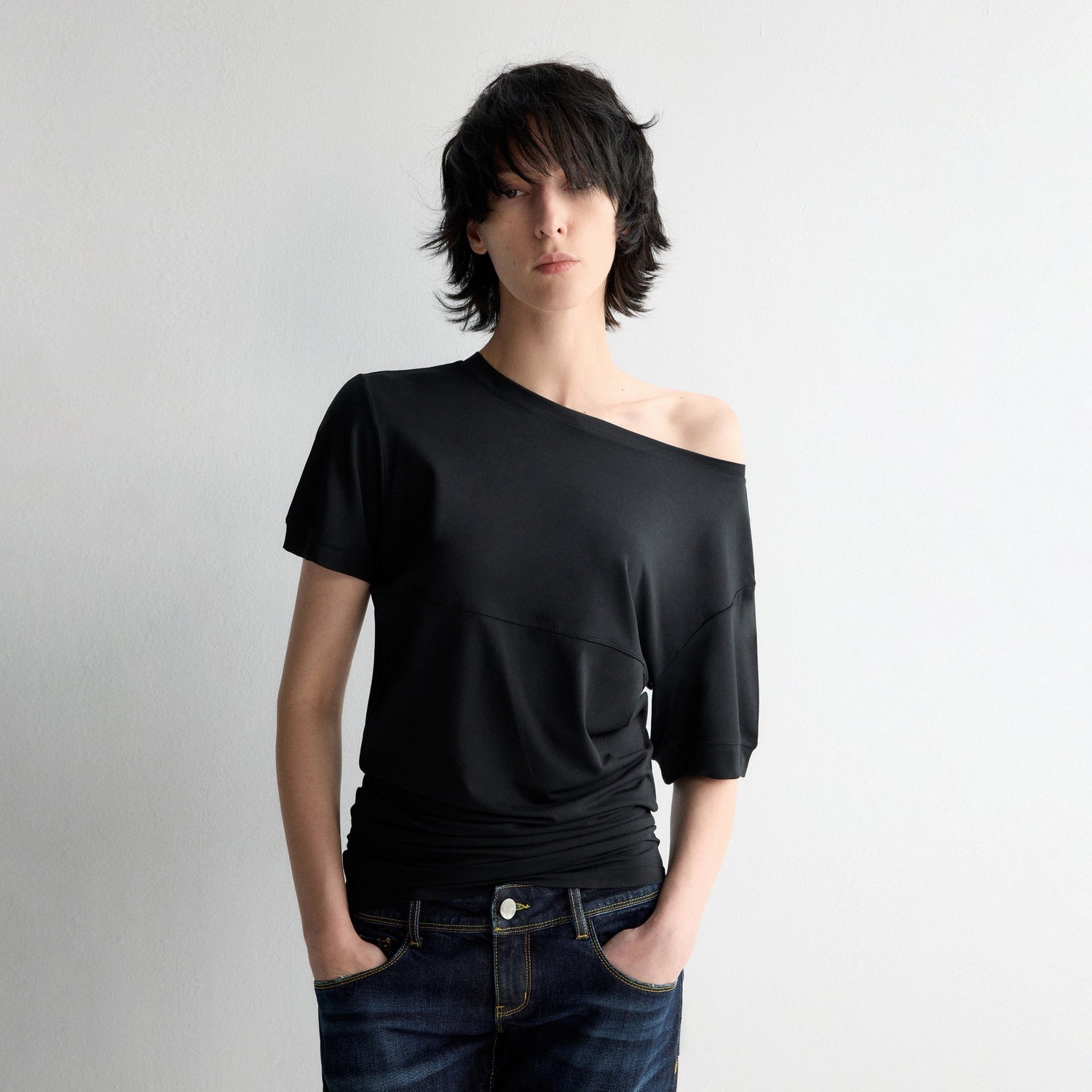 RUN_TO_THE_FUTURE_Breathable_Modal_Slim_Fit_Boat_Neck_Casual_Women_Solid_Short_Sleeve_T-Shirts_MISSTT
