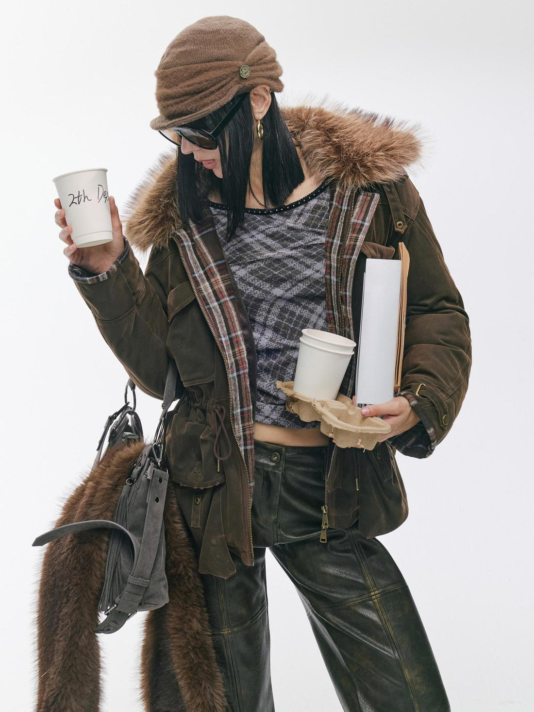 2th Desire 90 Percent White Duck Down Warm Studded Casual Turn Down Collar Down Jackets