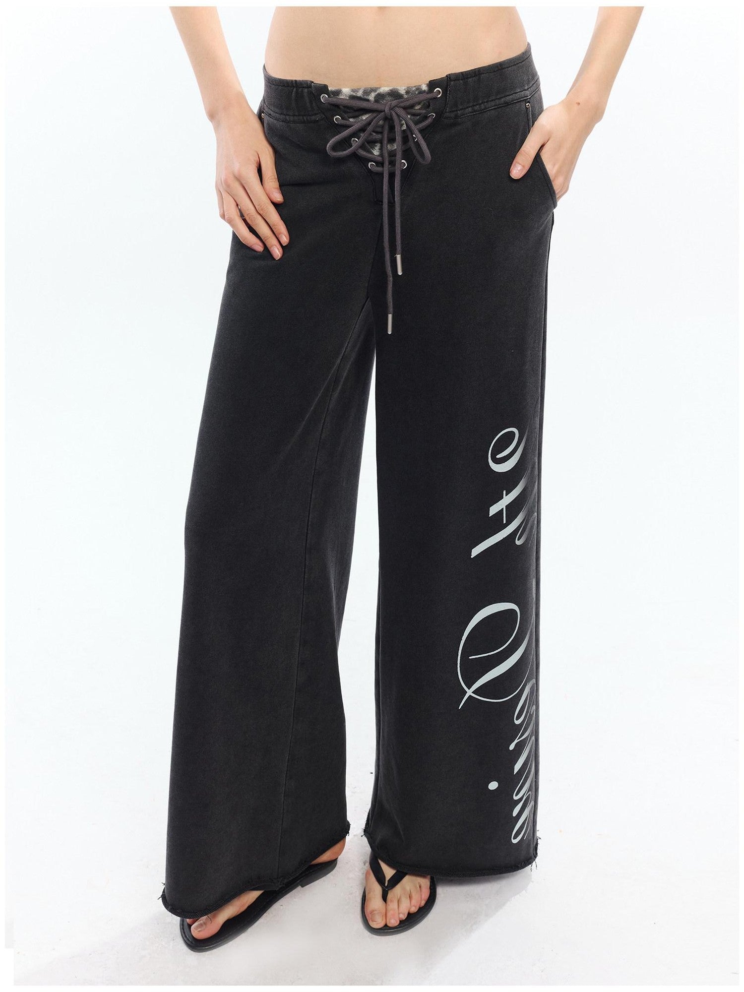 2th Desire Asymmetric Letter Print Leopard Patch Women&
