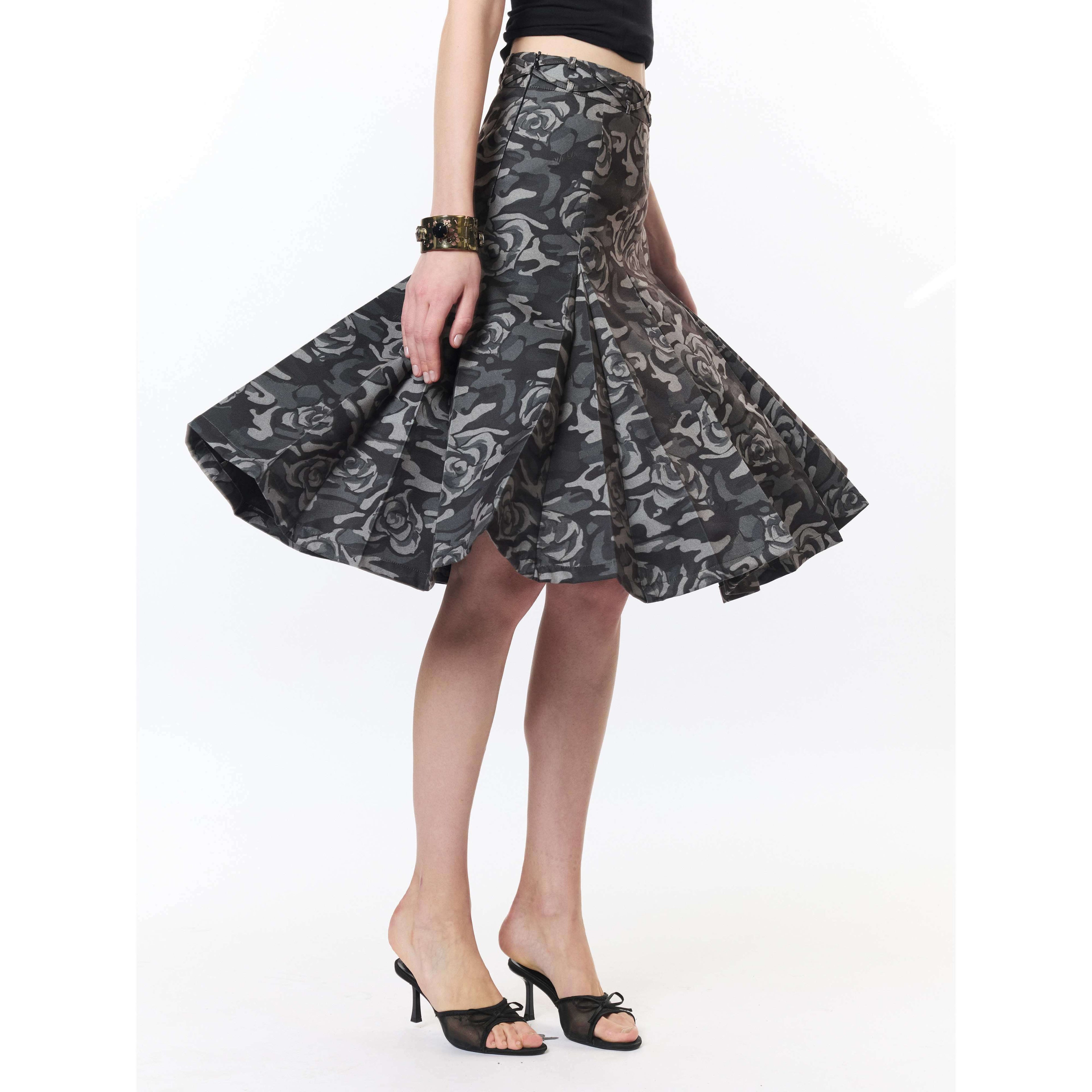 2th_Desire_Camouflage_Pleated_Punk_Low_Waist_Women&