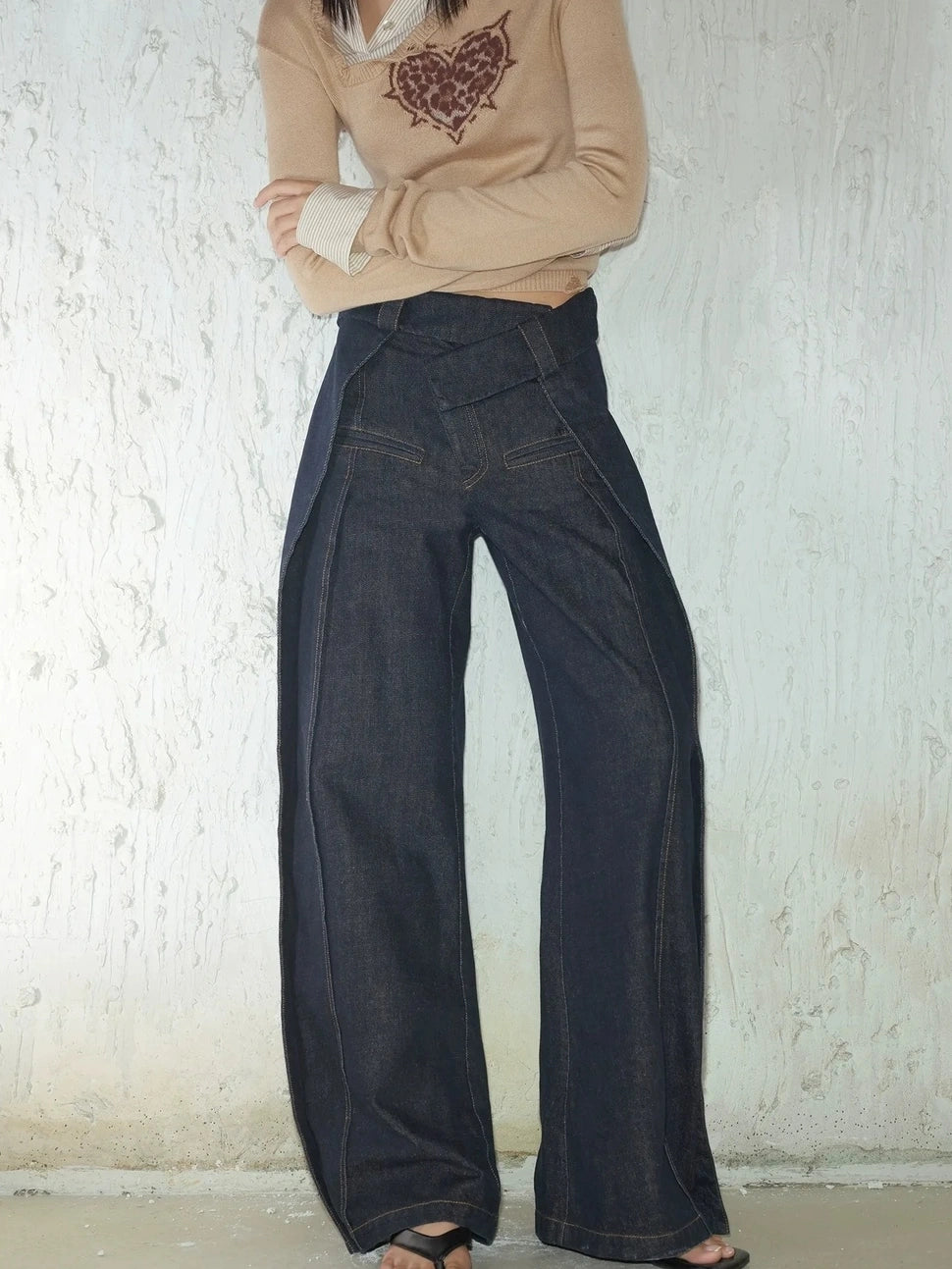 2th Desire Pleated Trousers With Asymmetric Waist Pants