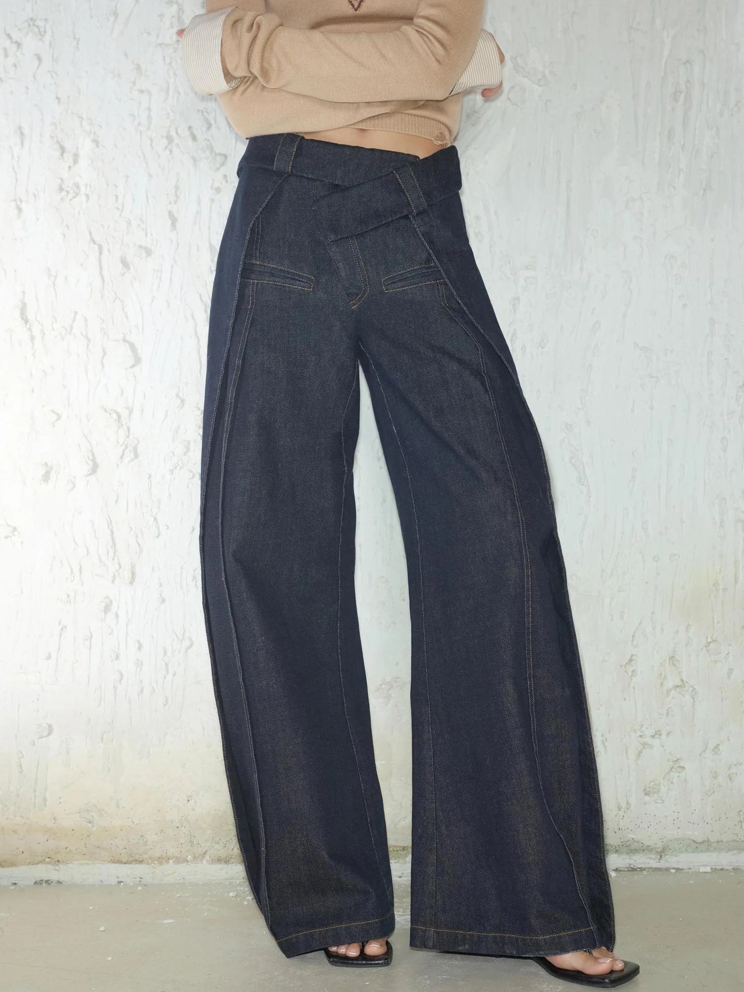 2th Desire Pleated Trousers With Asymmetric Waist Pants