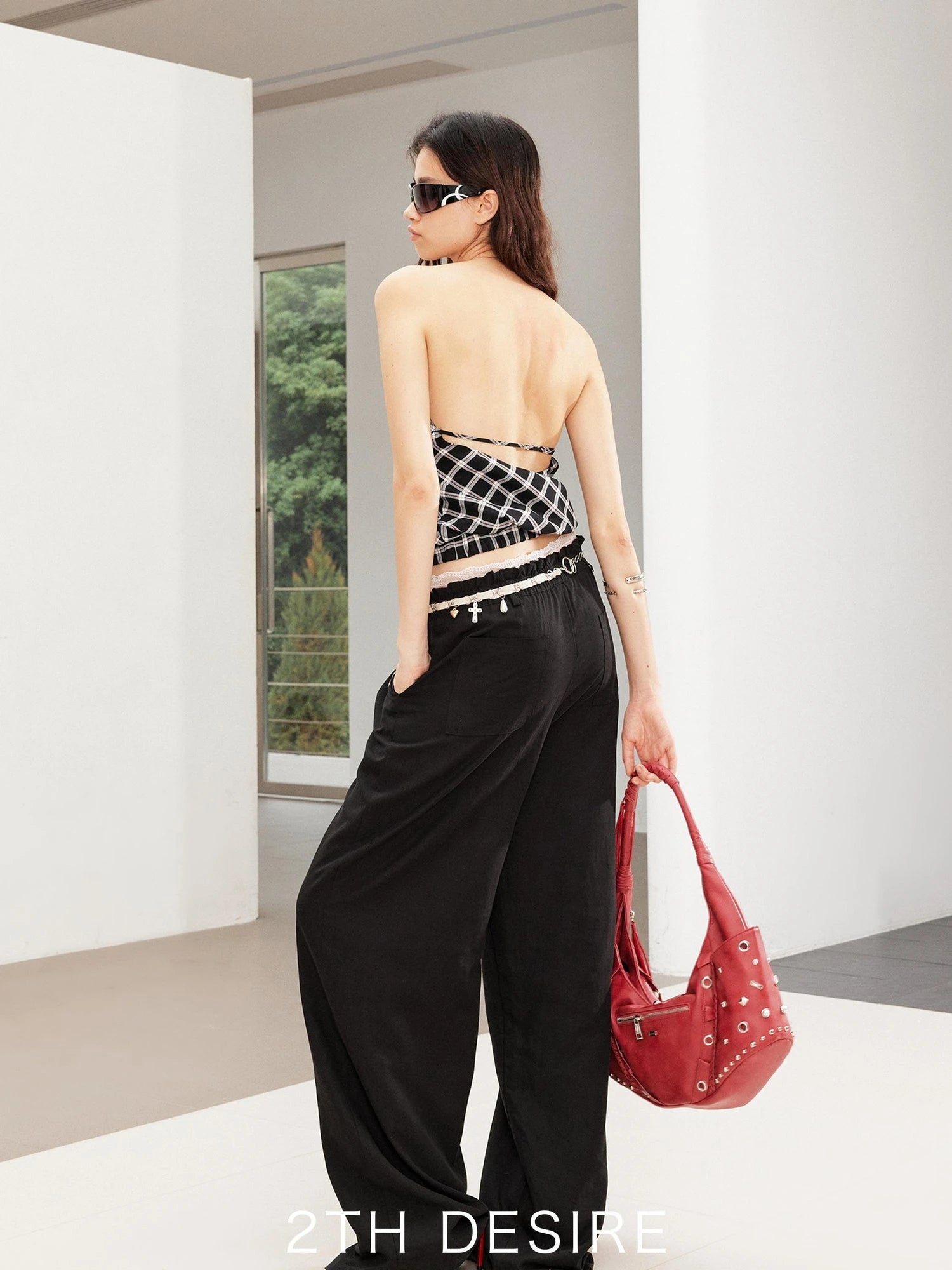 Punk Multi Element Rivet Pleated Fringe Crossbody Bag