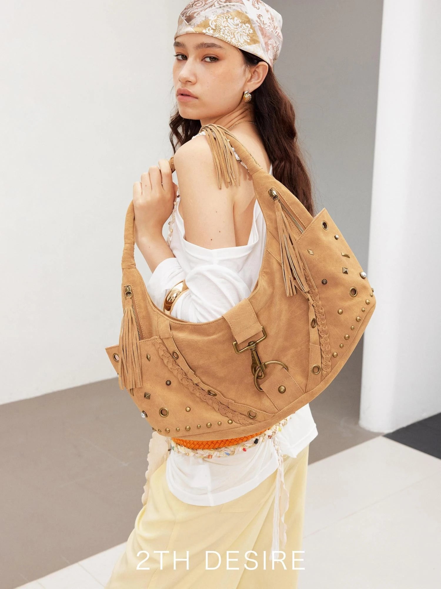 Punk Multi Element Rivet Pleated Fringe Crossbody Bag