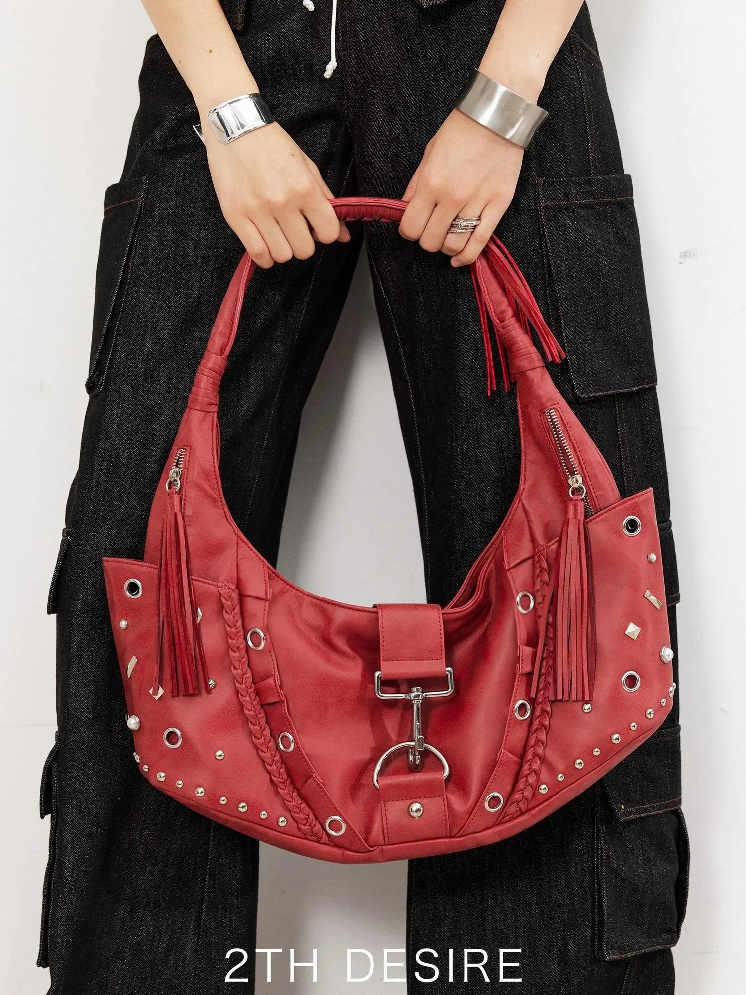 Punk Multi Element Rivet Pleated Fringe Crossbody Bag