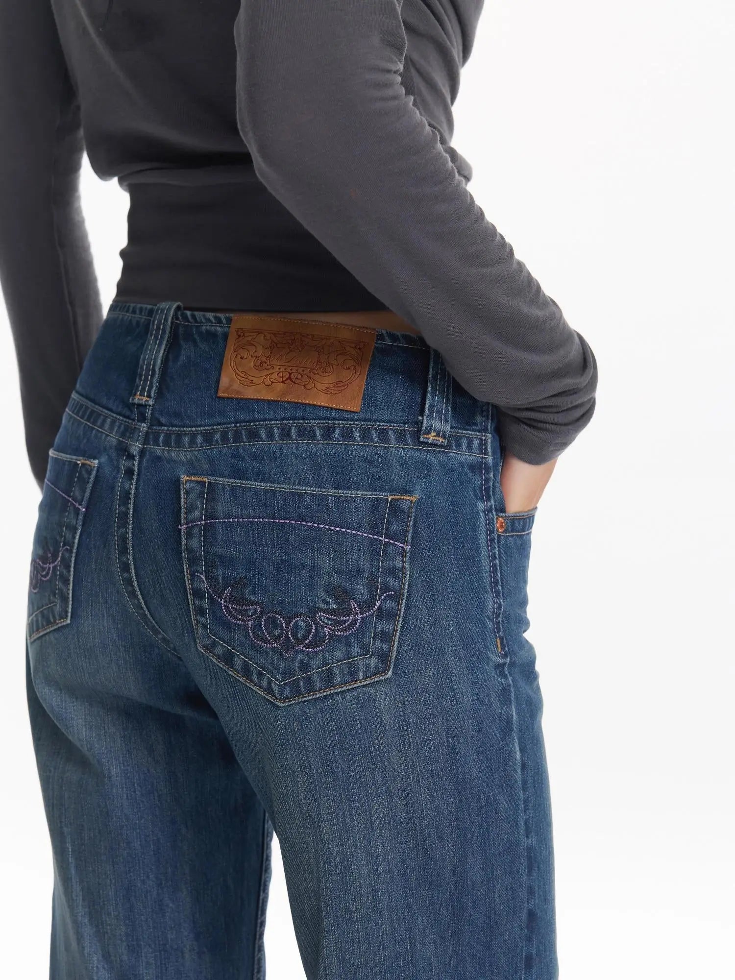 Retro Contrast Embroidered Low Rise Washed Blue Straight Jeans