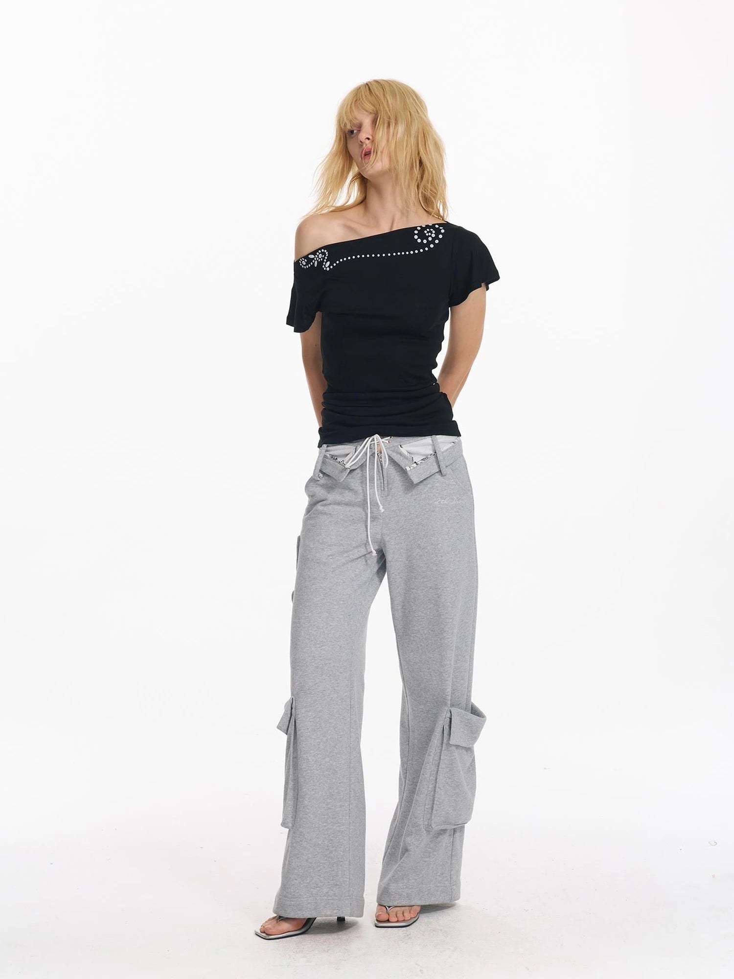 Retro Rivet Print Slash Neck T-shirt