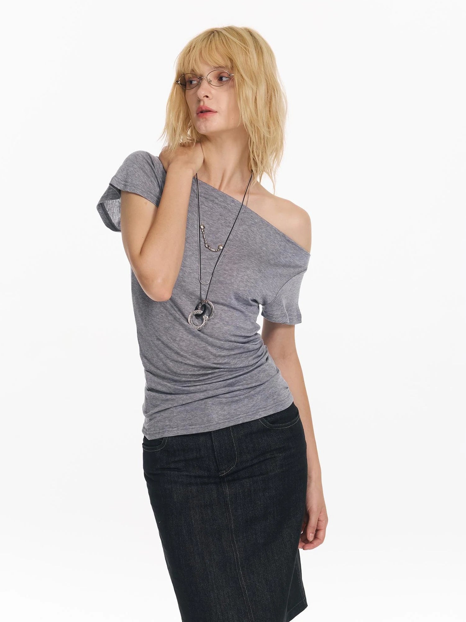 Retro Rivet Print Slash Neck T-shirt