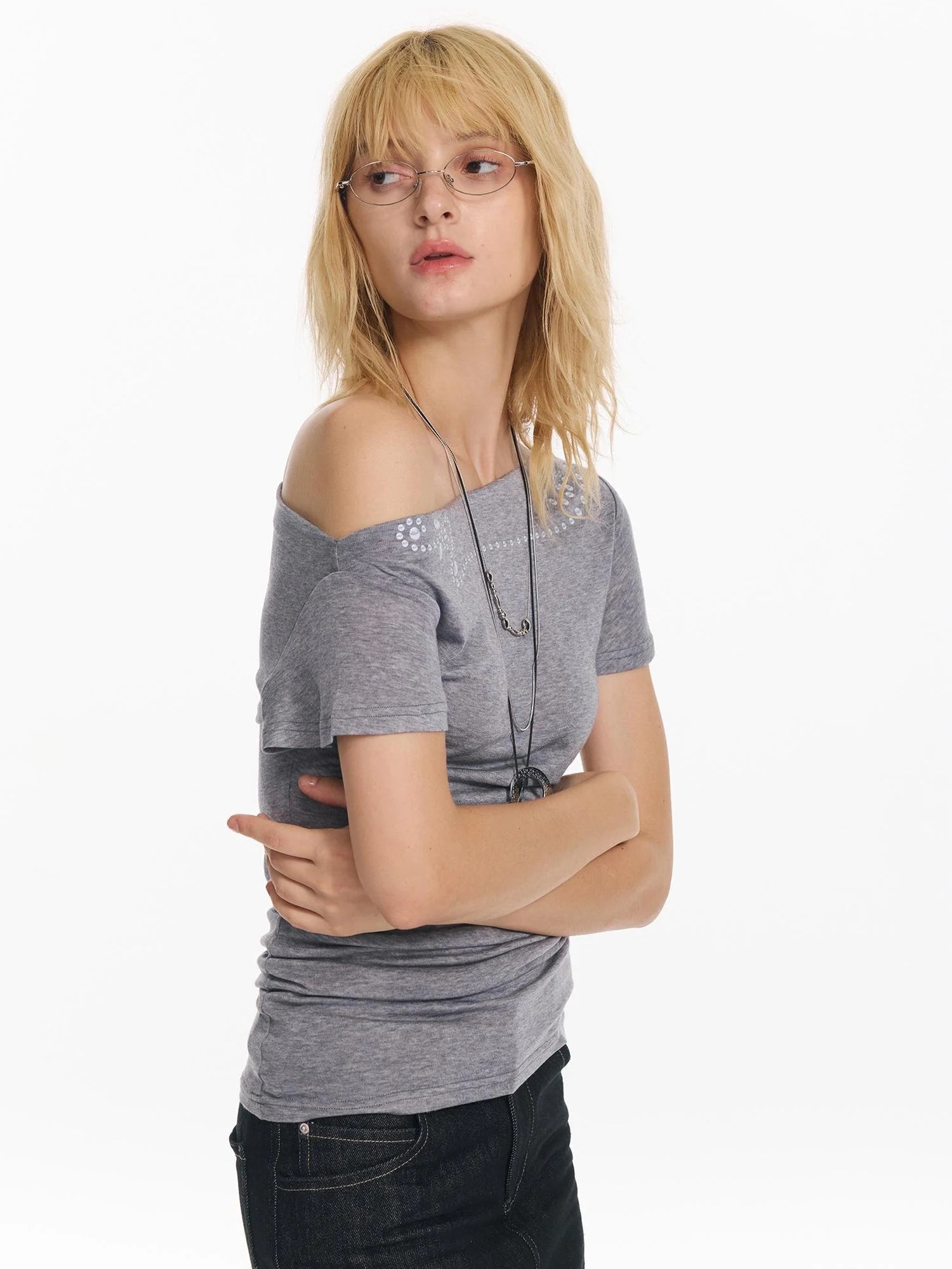 Retro Rivet Print Slash Neck T-shirt