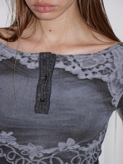 2th Desire Reversible Vintage Slim Fit Printed Crop Women Gray Black Long Sleeve T-Shirts