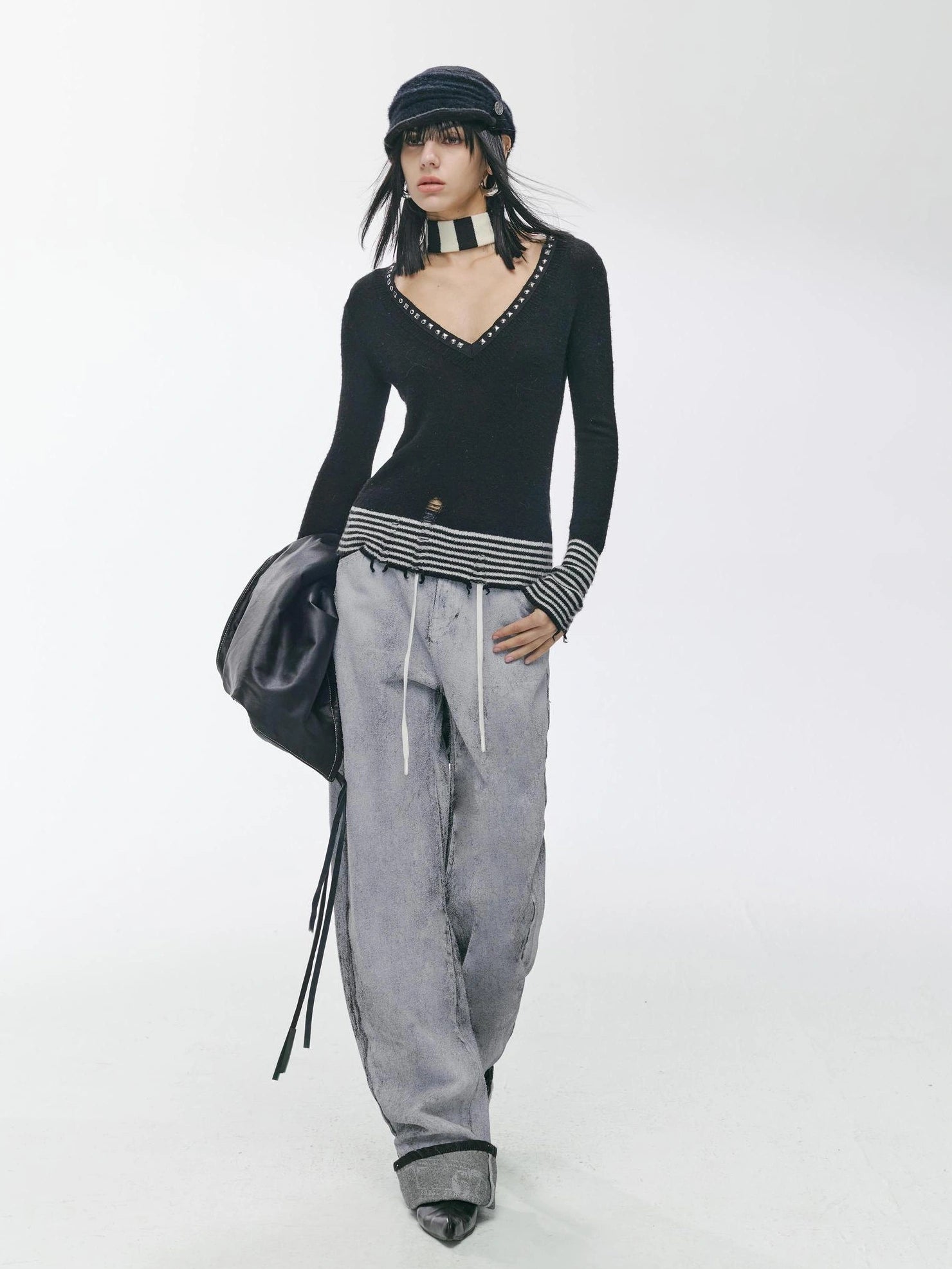 2th Desire Soft Wool Knit V Neck Vintage Slim Fit Black Striped Women Pullover Sweater