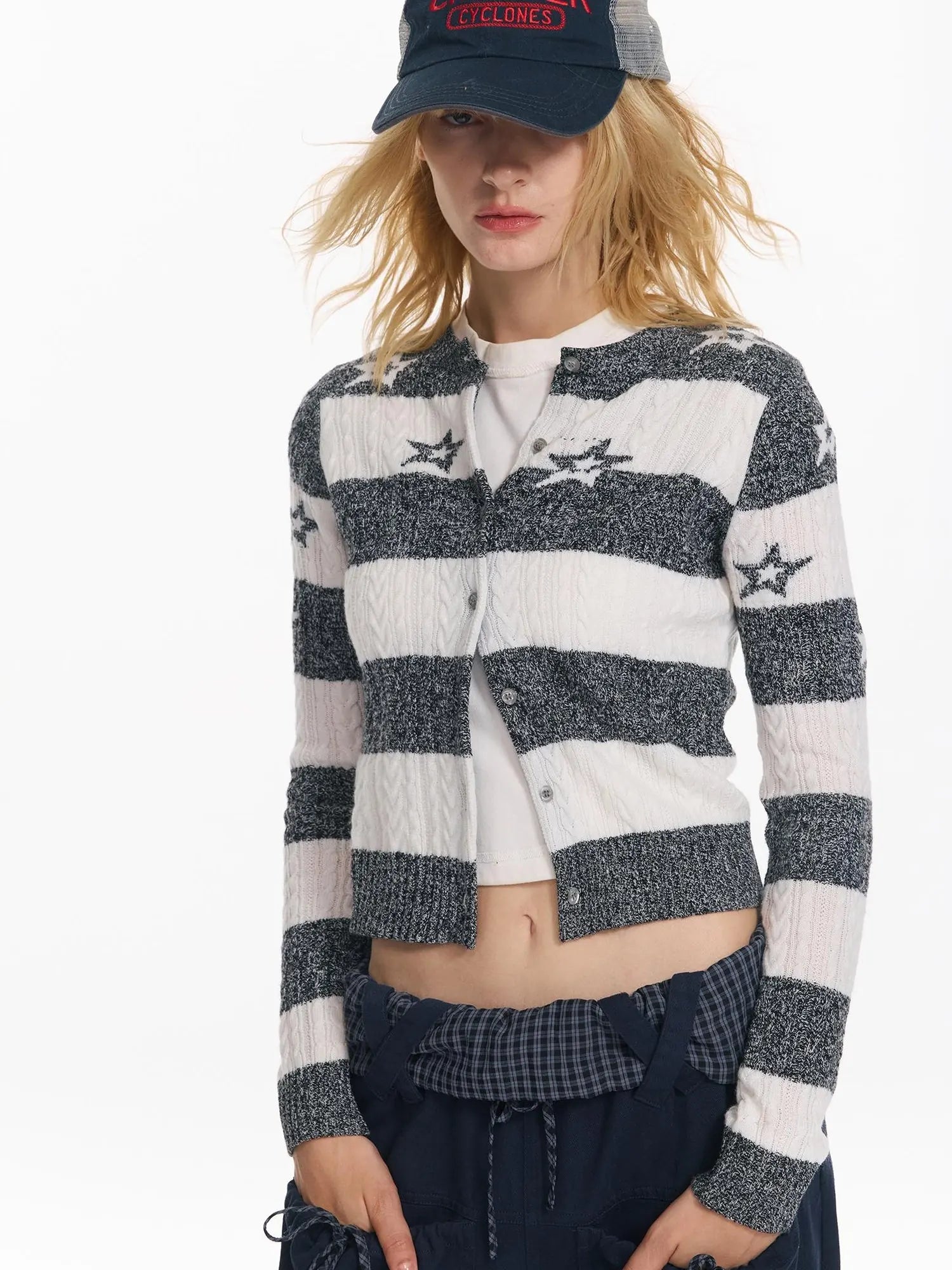 Star Patterned Color Block Wool Knit Cardigan