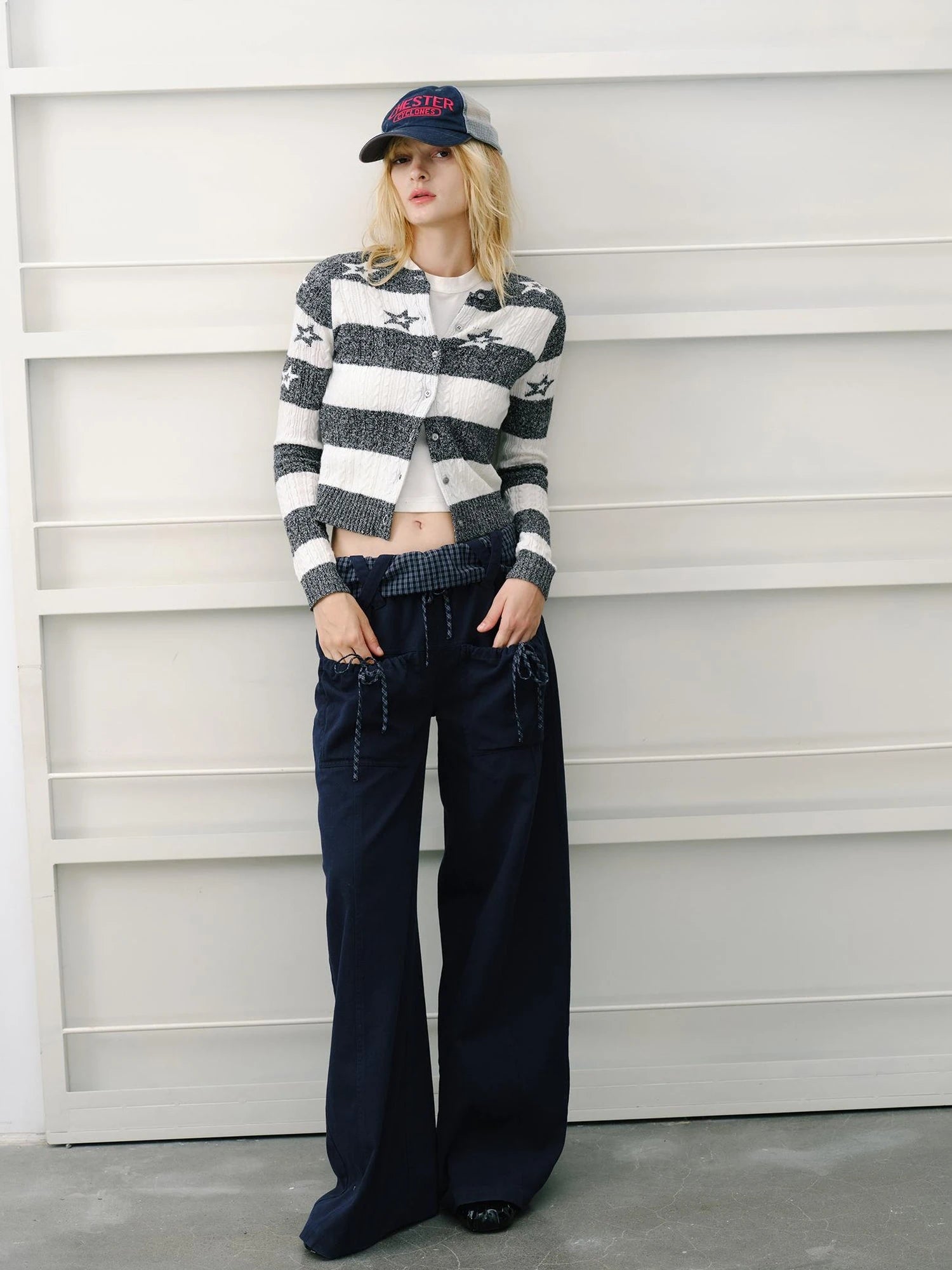 Star Patterned Color Block Wool Knit Cardigan